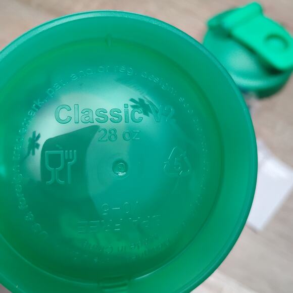 Blender Bottle 28oz NEW Nature's Sunshine Green - Picture 7 of 7